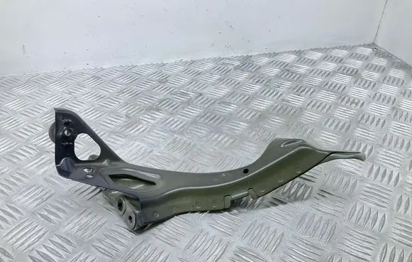 Audi A6 S6 C7 4G Fender mounting bracket 4G0821136A