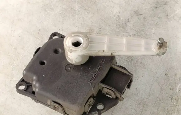 Dodge Journey Air flap motor/actuator 1138002640 185404