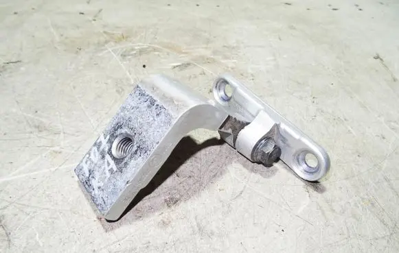 BMW 5 GT F07 Rear door lower hinge 7193145
