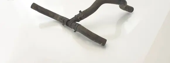 Volkswagen PASSAT B5.5 Engine coolant pipe/hose