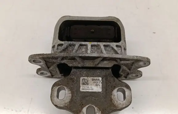 BMW 2 F44 Gearbox mount 6853453