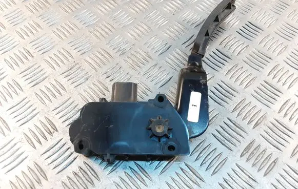 Nissan Murano Z50 Accelerator throttle pedal 18002CA000
