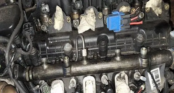 BMW 3 E46 Fuel main line pipe 0445214030
