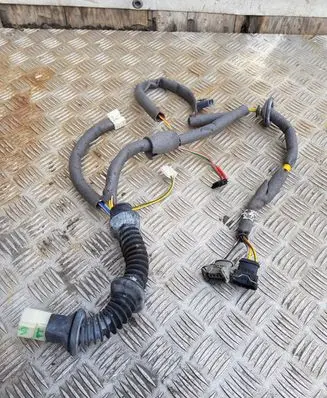 Volvo S70 V70 V70 XC Rear door wiring loom