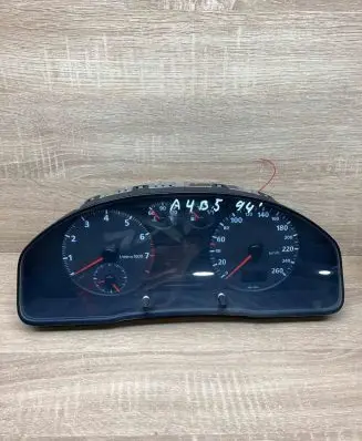 Audi A4 S4 B5 8D Speedometer (instrument cluster) 8D0919033CX 88311225