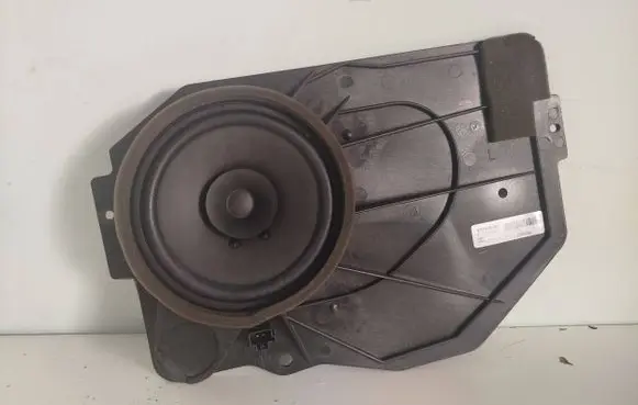 Volvo C30 Rear door speaker 31252246 M5XUG 10W09