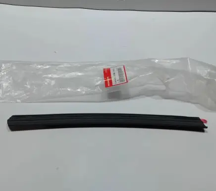 Honda CR-V Rubber seal rear door window/glass 73860-SWA-003 73860SWA003