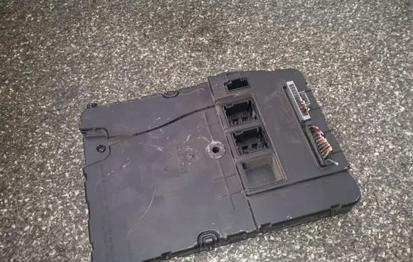 Renault Scenic II - Grand scenic II Comfort/convenience module 8200780007
