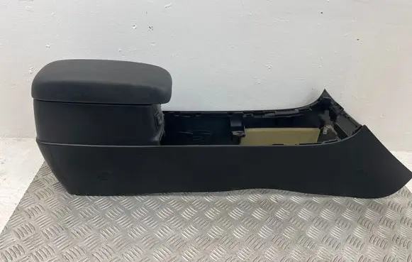 Mazda 6 Armrest GJ6A64441