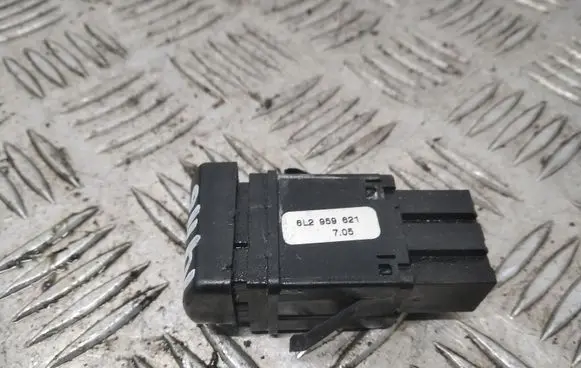 Seat Ibiza III (6L) Windscreen/window heater switch 6L2959621