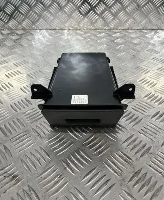 Volkswagen Touran III Armrest 5TA861801