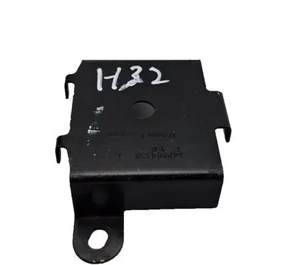 Renault Talisman Fender mounting bracket 174288433R
