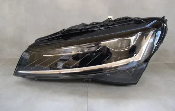 Skoda Superb B8 (3V) Headlight/headlamp 3V1941015E