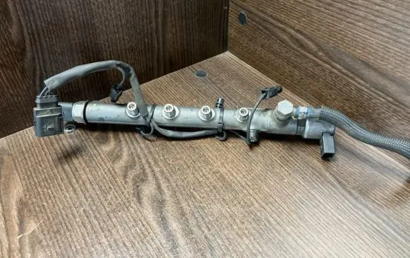 Mercedes-Benz Sprinter W906 Fuel main line pipe 6510700495 9307Z522A00