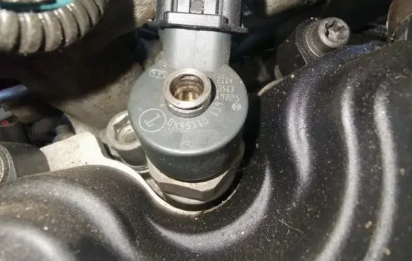 Alfa Romeo 166 Fuel injector 0445110119