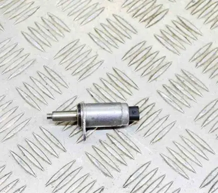 Audi A5 Sportback 8TA Turbo solenoid valve 06E103697H