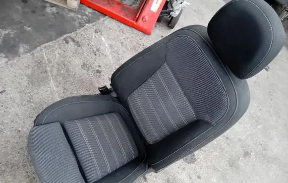 Opel Insignia A Front passenger seat 