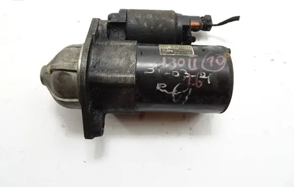 Hyundai i30 Starter motor 361002A350 2A350 1199875
