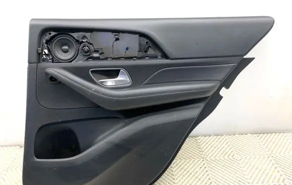Mercedes-Benz GLE W167 Coupe rear side trim panel 