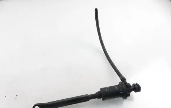 Opel Vivaro Clutch master cylinder 93857432 8200506488