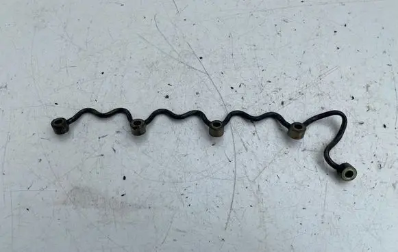 Toyota Previa (XR30, XR40) II Fuel return line/hose 