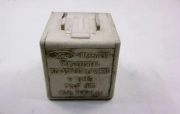 Ford Puma Other relay 95VG13150AA