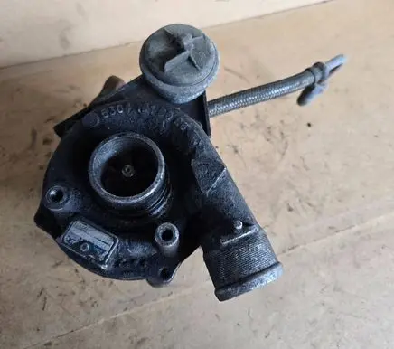 Citroen C5 Turbo K03324066 03023BF5009496 53041015096