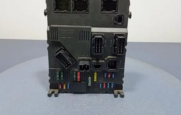 Citroen Xsara Picasso Fuse box set 9650378980