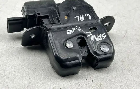 Tailgate/trunk/boot lock/catch/latch
