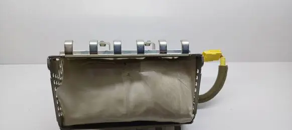 Honda FR-V Passenger airbag
