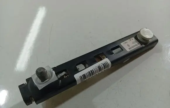 Renault Scenic III - Grand scenic III Seat belt adjustment rail 878240003R