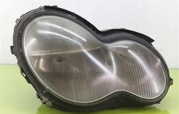 Mercedes-Benz C W203 Headlight/headlamp 0301166202