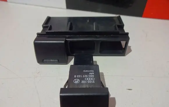 Traction control (ASR) switch