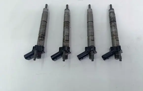 BMW 5 E60 E61 Fuel injectors set 