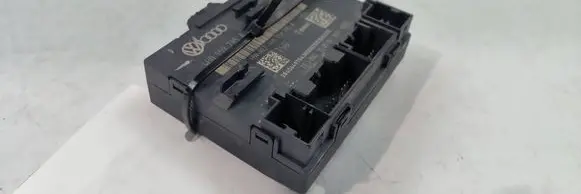 Audi A8 S8 D4 4H Door control unit/module 4H0959795A 1505100001007E