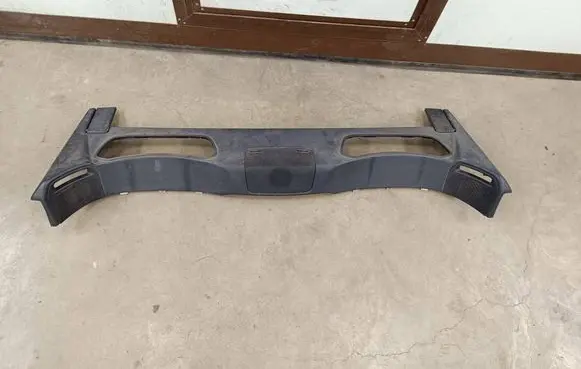 Parcel shelf