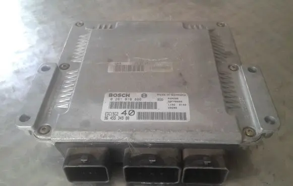Citroen C5 Engine control unit/module 0281010886