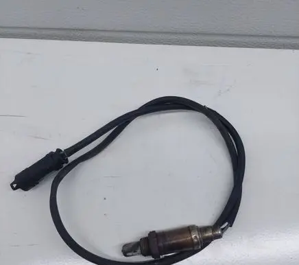 BMW 5 E39 Lambda probe sensor 89330402 04004647F