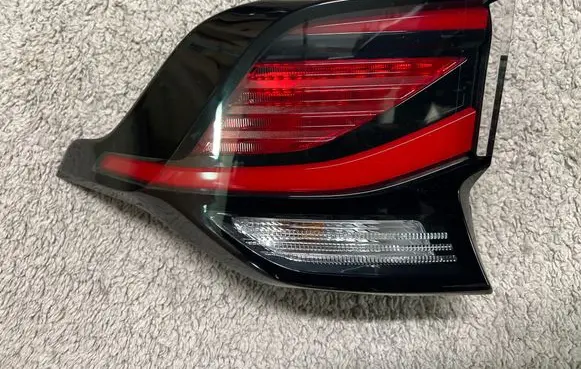 KIA Sportage Rear/tail lights R292462000 92401R2000