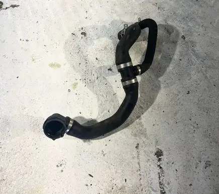 Volvo V40 Engine coolant pipe/hose 31338597