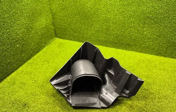 Renault Trafic III (X82) Air intake duct part 960155230R 93456932