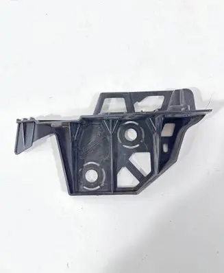 Peugeot 5008 Front bumper mounting bracket
