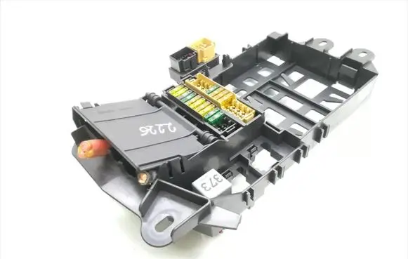 Audi A6 S6 C6 4F Fuse module 4F0971845