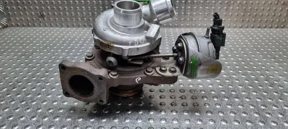 Ford Focus Turbo S18022120 9677063780
