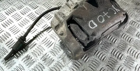 Volvo XC70 Front brake caliper