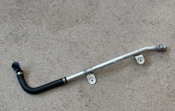 BMW 5 G30 G31 Air intake hose/pipe 9895918