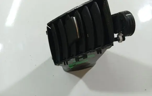 Opel Zafira B Dash center air vent grill 13144401