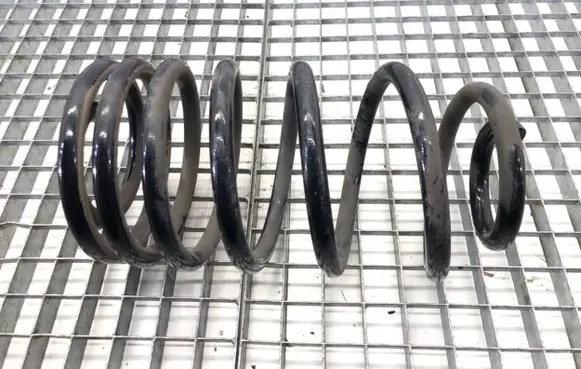 Mercedes-Benz Vito Viano W447 Rear coil spring