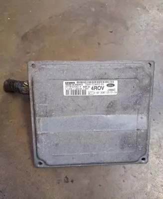Ford Fiesta Engine control unit/module 2S6A12A650SG S118107002K