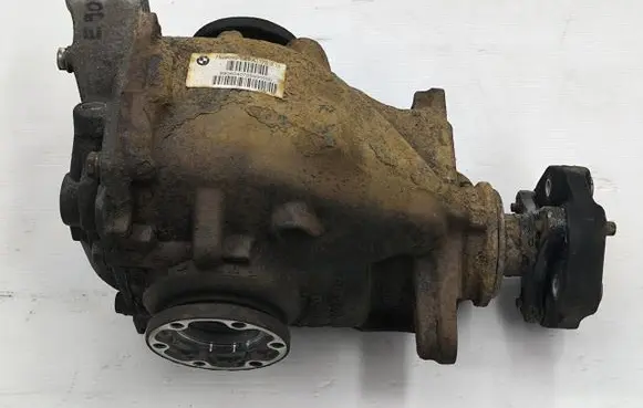 BMW 3 E90 E91 Rear differential 7529099